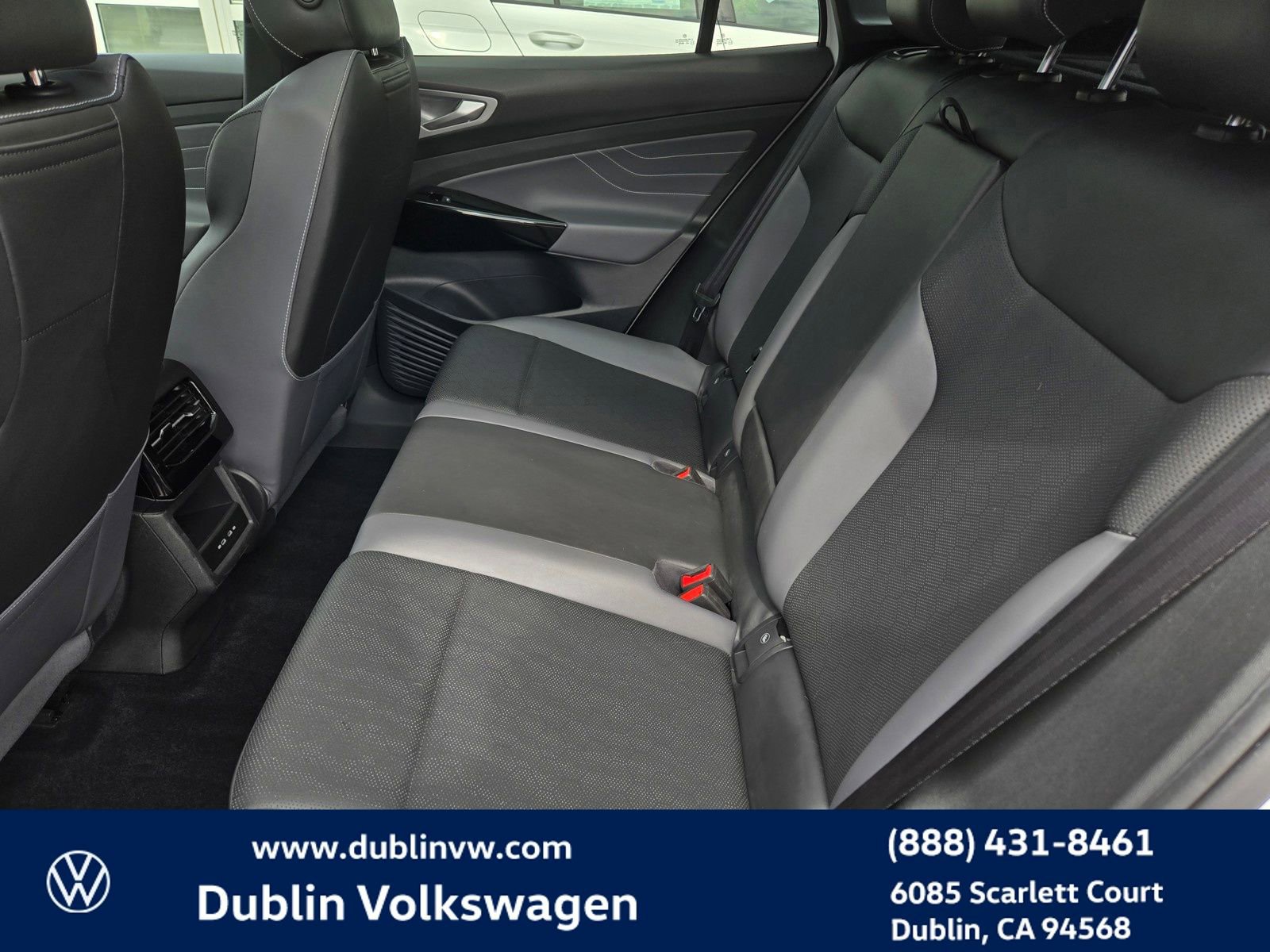 Used 2023 Volkswagen ID.4 Pro S image 11