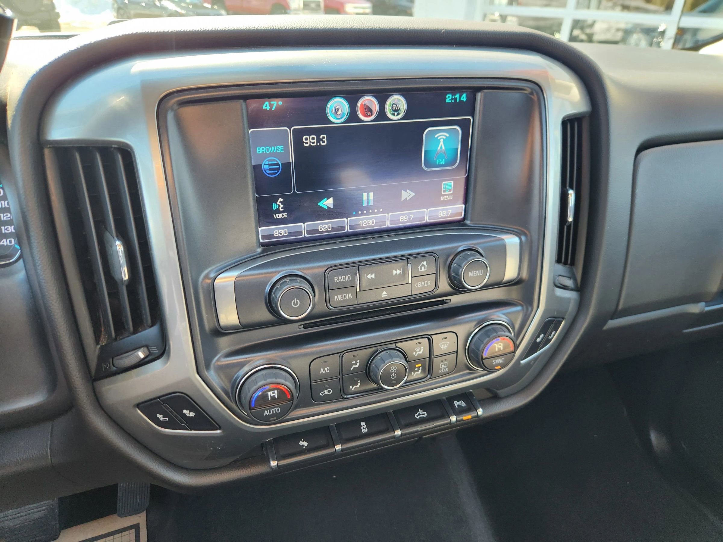 Used 2015 Chevrolet Silverado 1500 LT w/ Texas Edition, 1LT Trim image 28