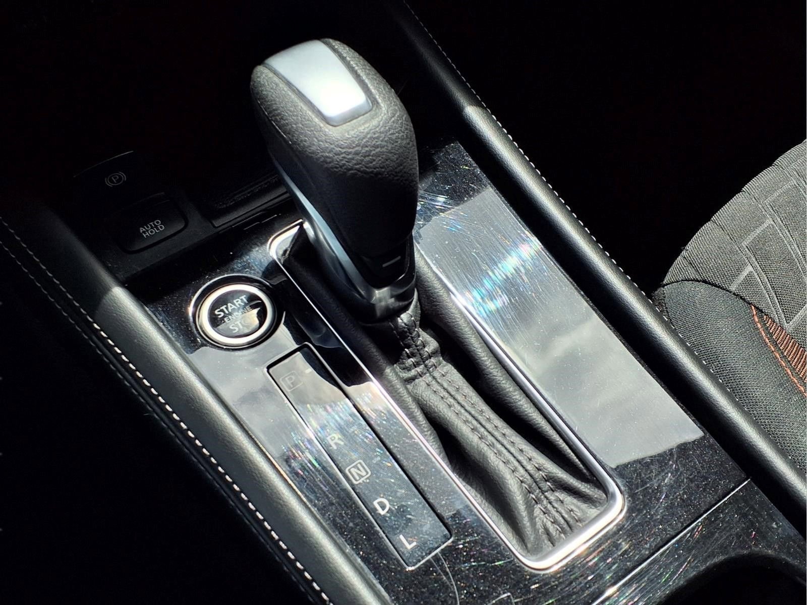 Used 2023 Nissan Kicks SR image 19