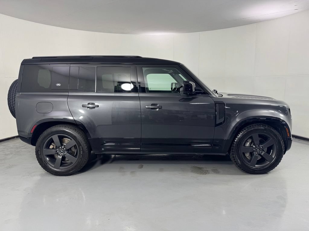 Used 2022 Land Rover Defender 110 X-Dynamic HSE AWD/4WD image 5