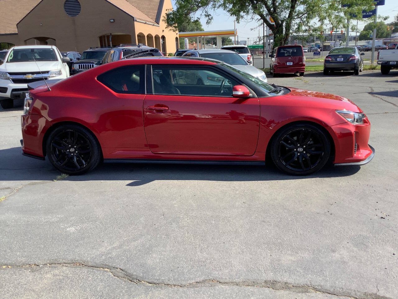 Used 2016 Scion tC FWD image 11