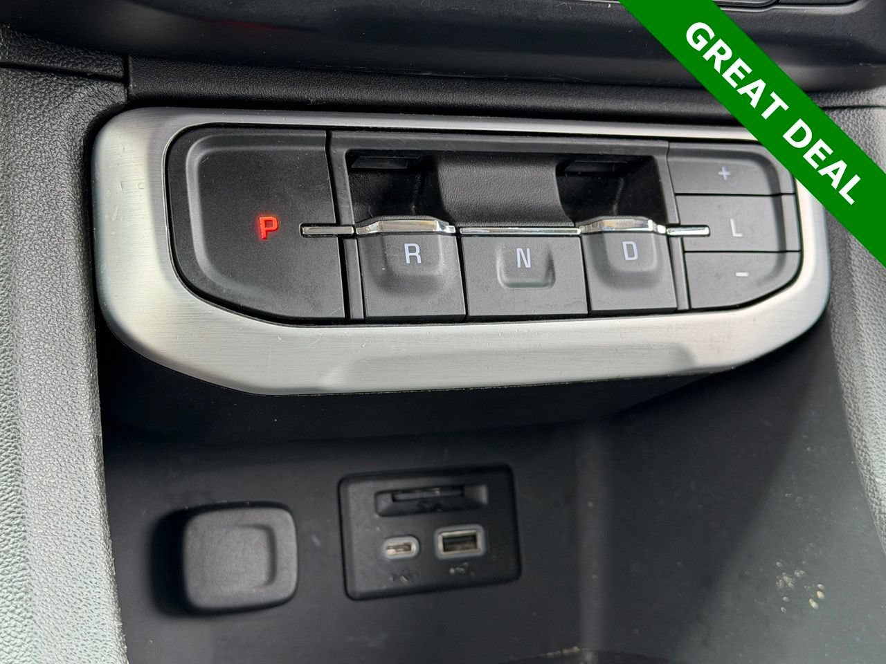 Used 2023 GMC Acadia SLT w/ Elevation Edition FWD image 24