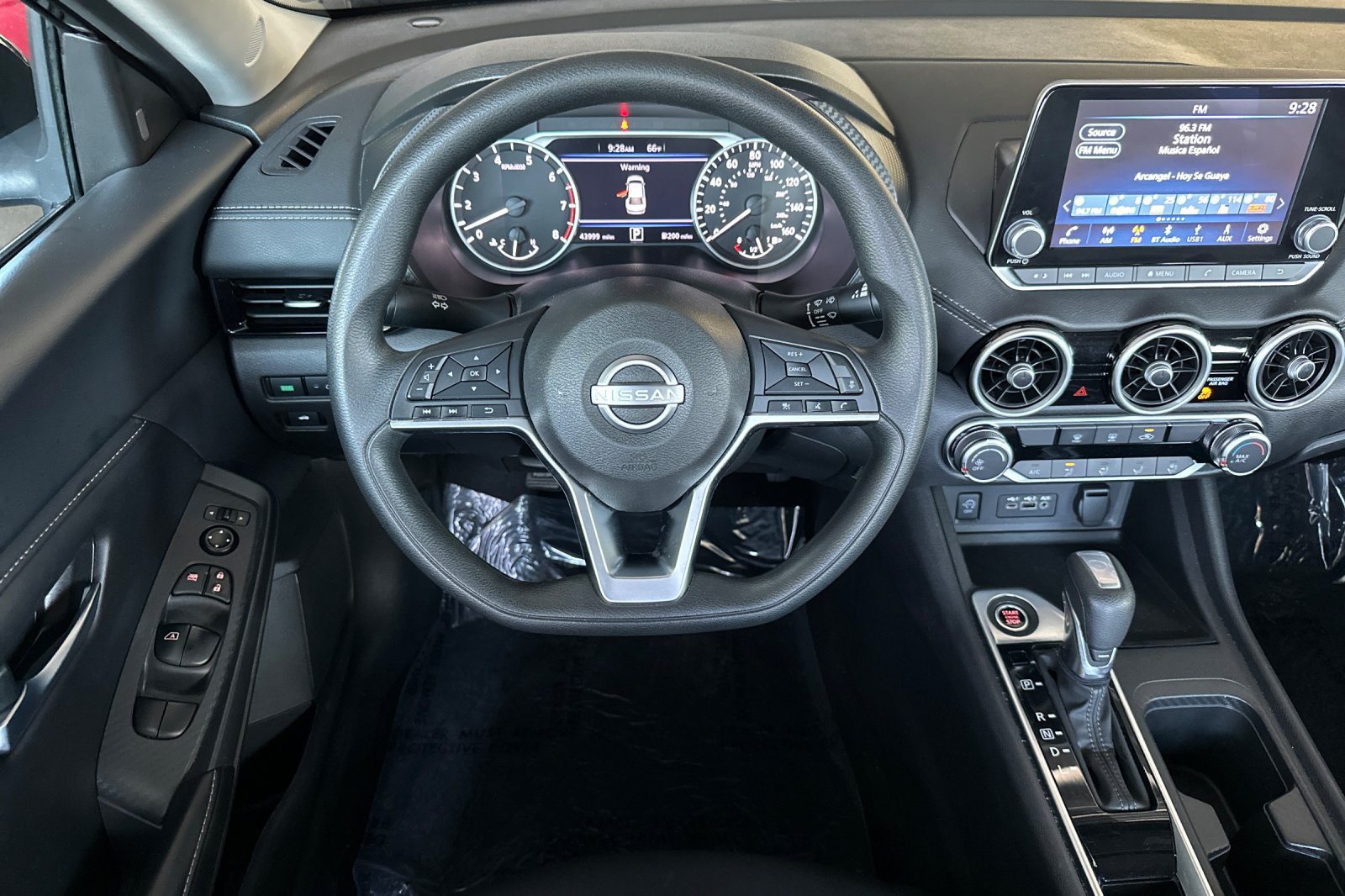 Used 2024 Nissan Sentra SV FWD image 15