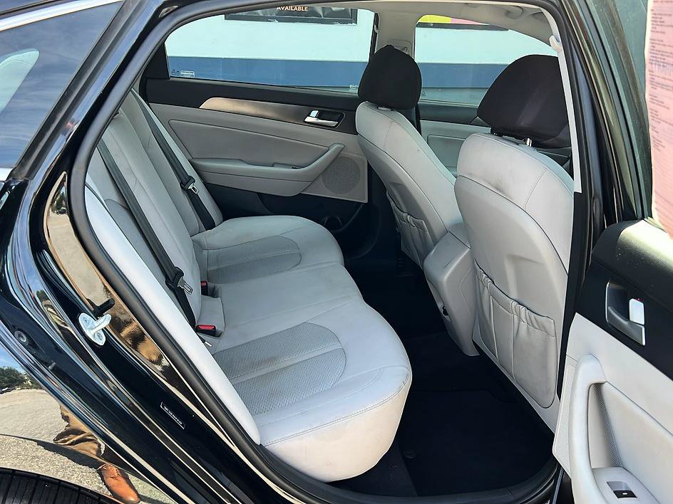 Used 2017 Hyundai Sonata Sport FWD image 29