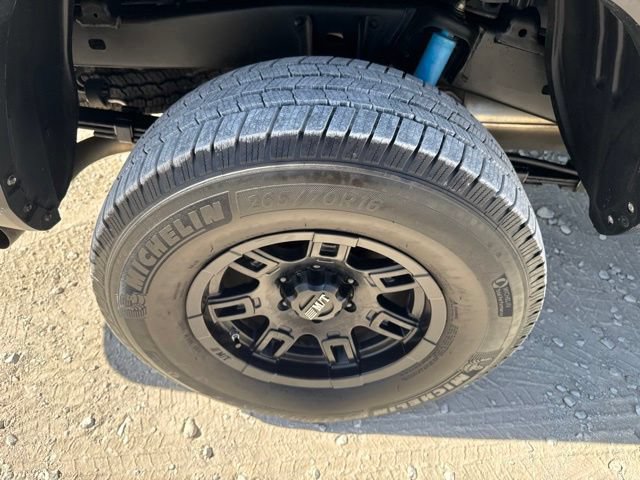 Used 2020 Toyota Tacoma TRD Off-Road AWD/4WD image 29