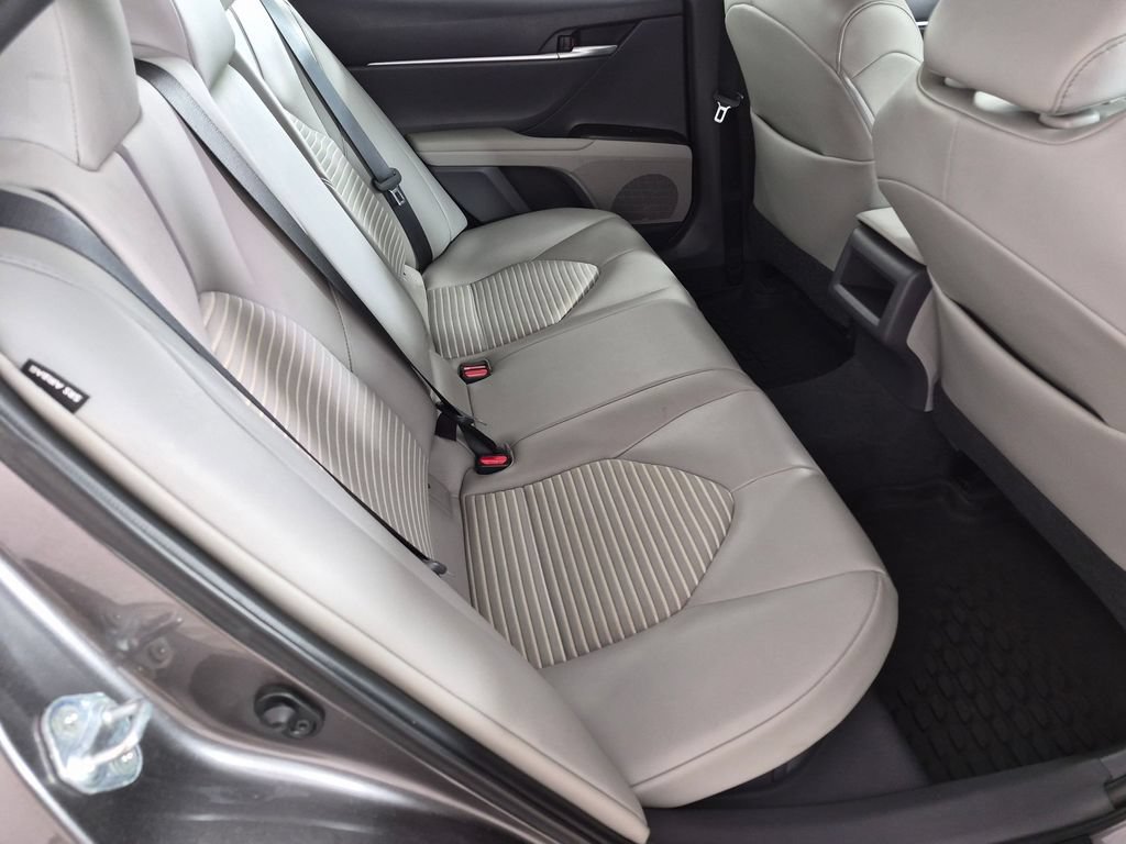 Used 2021 Toyota Camry SE FWD image 26