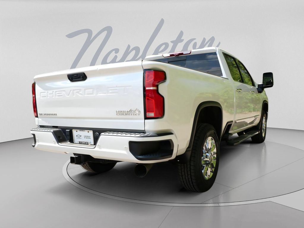 Used 2024 Chevrolet Silverado 3500 High Country w/ High Country Premium Package AWD/4WD image 7
