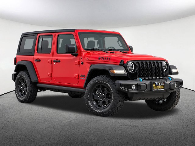 Used 2023 Jeep Wrangler Unlimited w/ Cold Weather Group AWD/4WD image 2