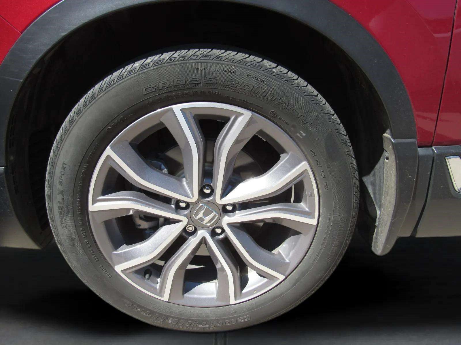 Used 2022 Honda CR-V Touring image 5