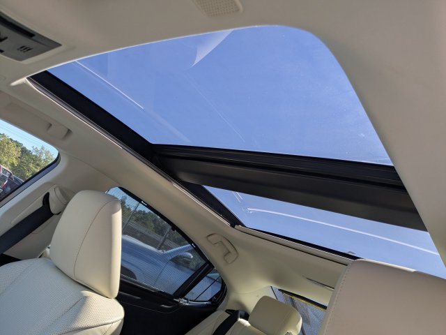 Certified 2022 Lexus ES 350 Ultra Luxury w/ Accessory Package 2 FWD image 19