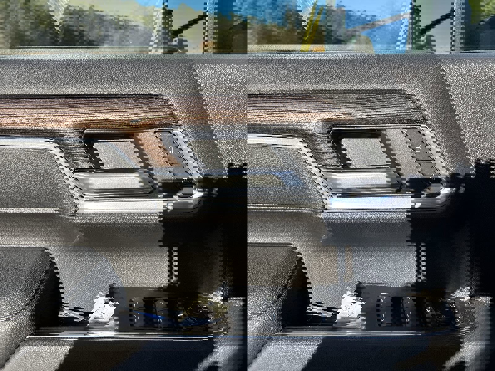 New 2026 Chevrolet Silverado 3500 LT w/ Convenience Package image 16