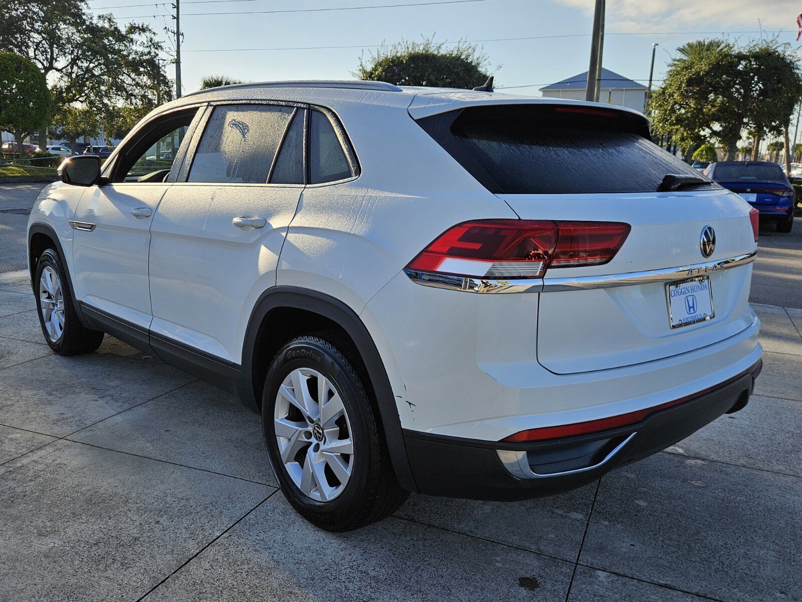 Used 2021 Volkswagen Atlas Cross Sport S image 6