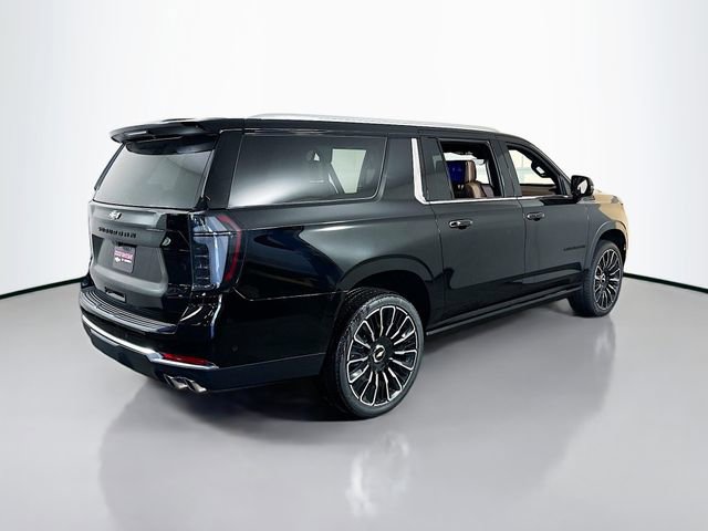 New 2026 Chevrolet Suburban High Country image 5