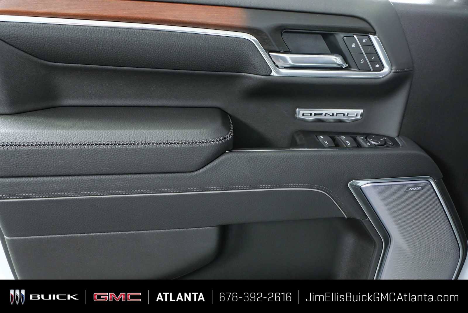 New 2026 GMC Sierra 1500 Denali w/ Denali Reserve Package AWD/4WD image 7
