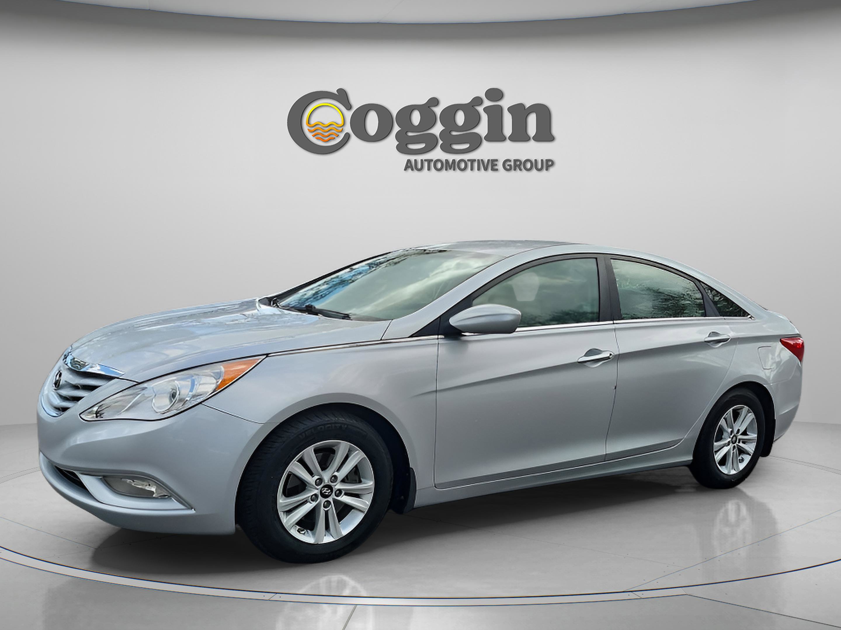 Used 2013 Hyundai Sonata GLS w/ Popular Equipment Pkg FWD image 1