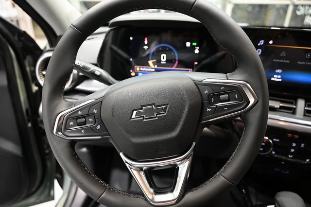 New 2026 Chevrolet Trax ACTIV w/ Sunroof Package image 23