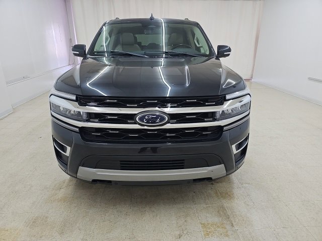Used 2023 Ford Expedition Limited image 13