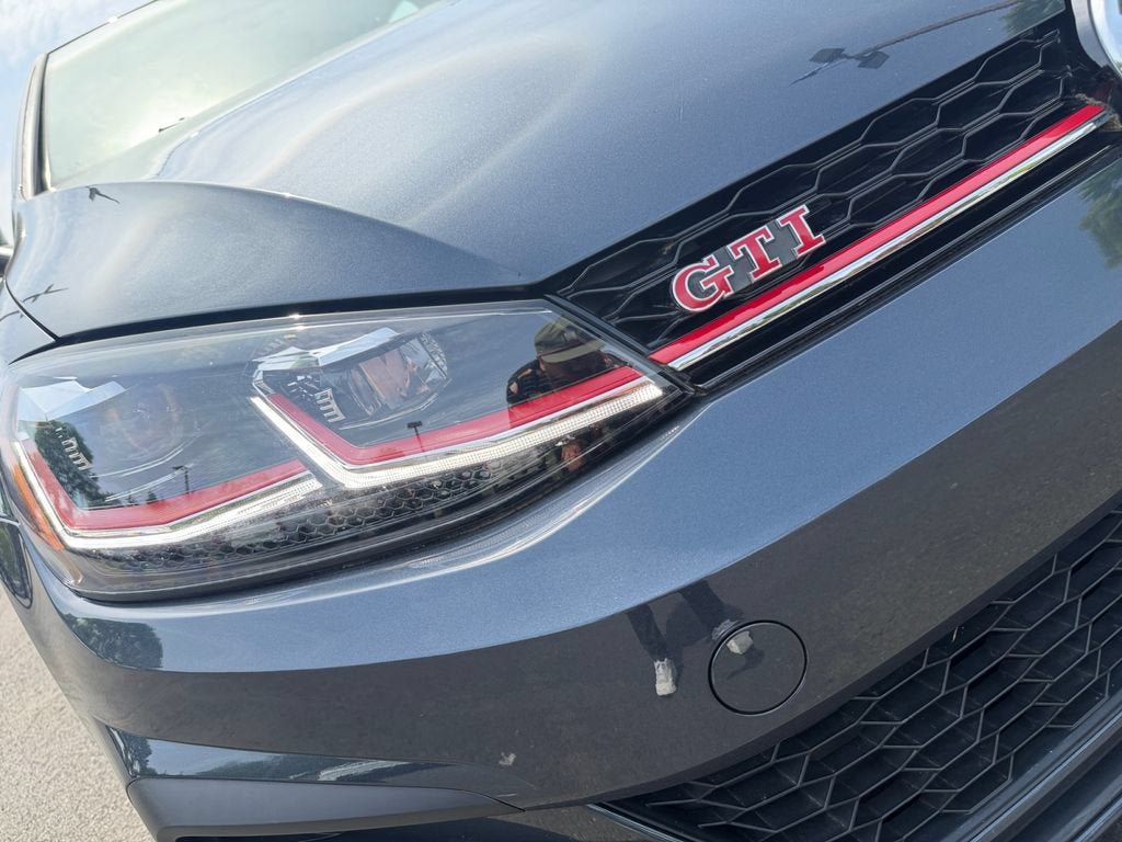 Used 2020 Volkswagen GTI SE FWD image 35