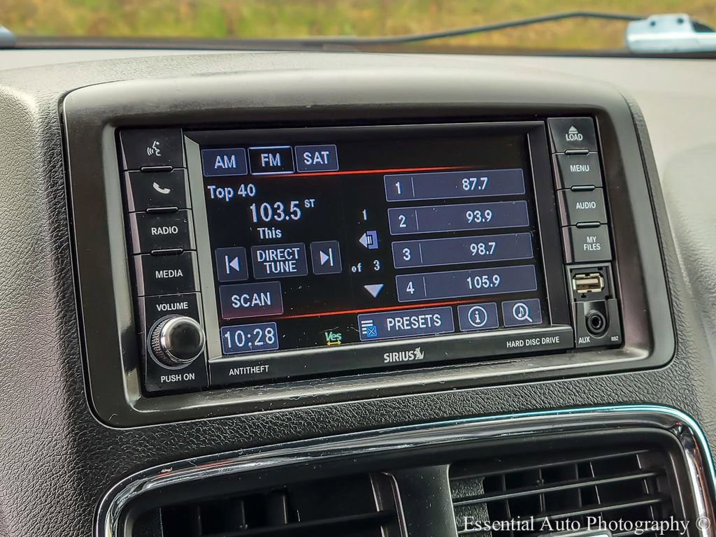 Used 2018 Dodge Grand Caravan SXT w/ Blacktop Package image 19