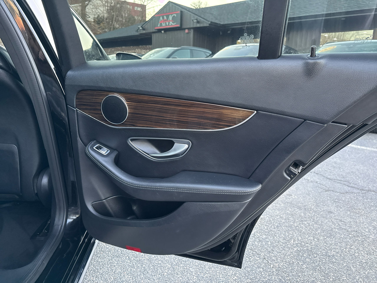 Used 2018 Mercedes-Benz C 300 Sedan image 41