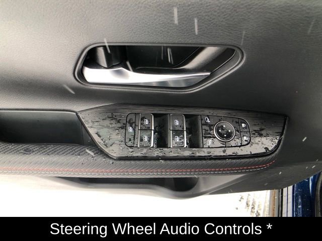 Certified 2025 Nissan Kicks SR w/ Interior Electronics Package image 14