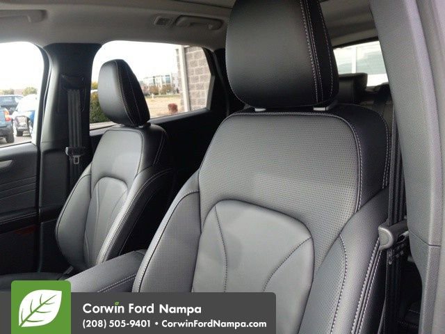 New 2025 Ford Escape SE w/ PHEV Premium Package image 13