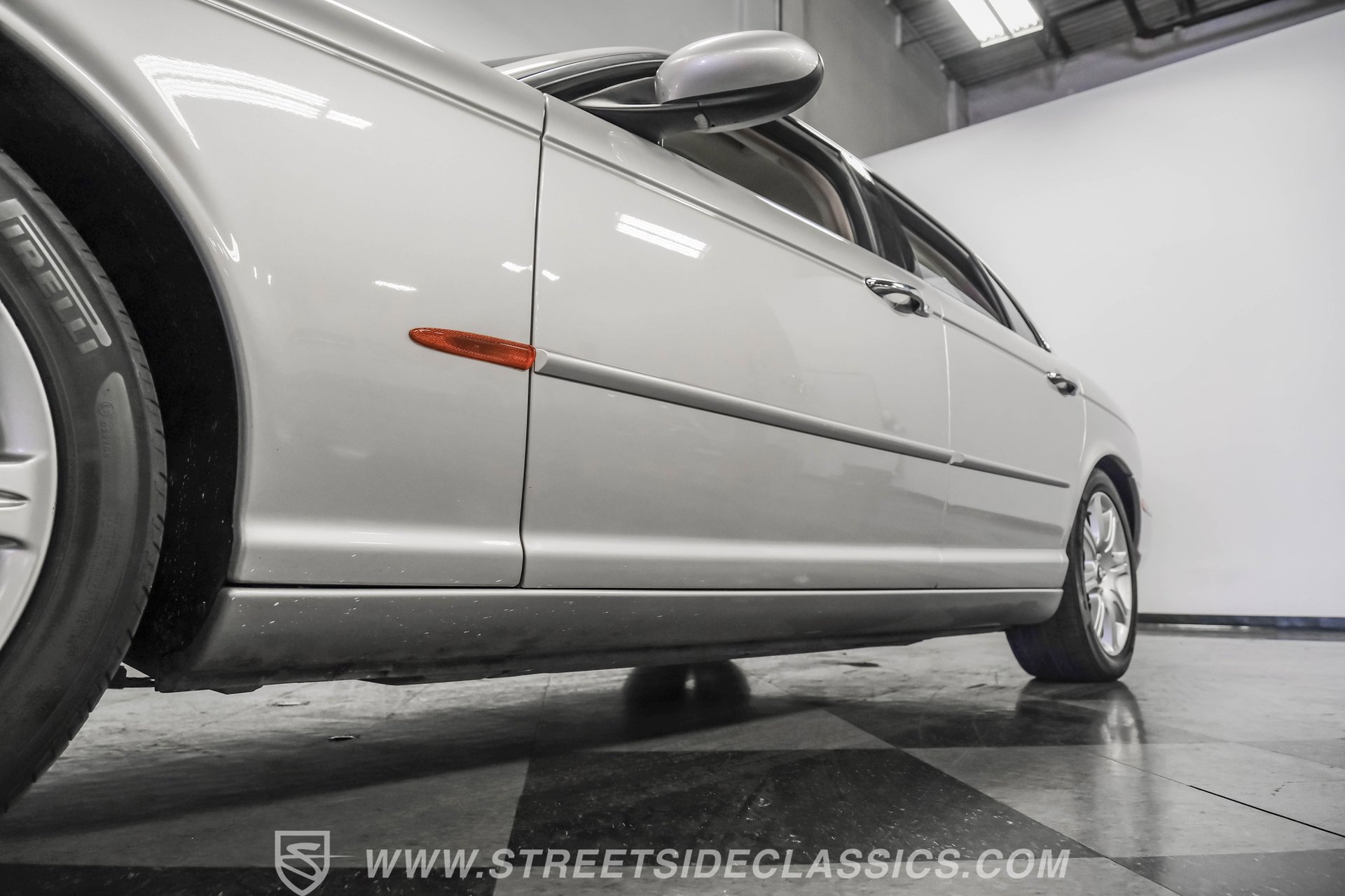 Used 2004 Jaguar XJ8 image 22