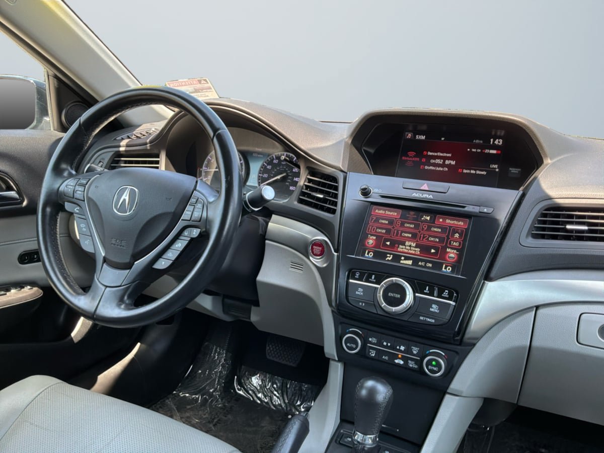 Used 2016 Acura ILX FWD image 14