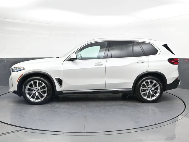 Used 2024 BMW X5 xDrive40i w/ Premium Package AWD/4WD image 7