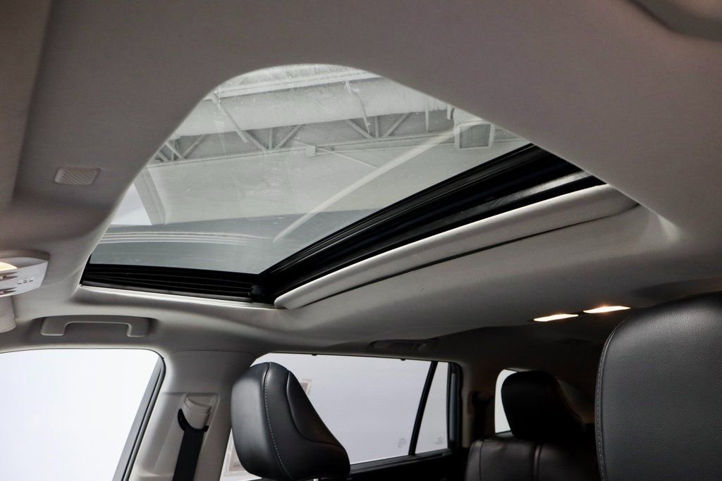 Used 2022 Toyota Highlander Limited image 25