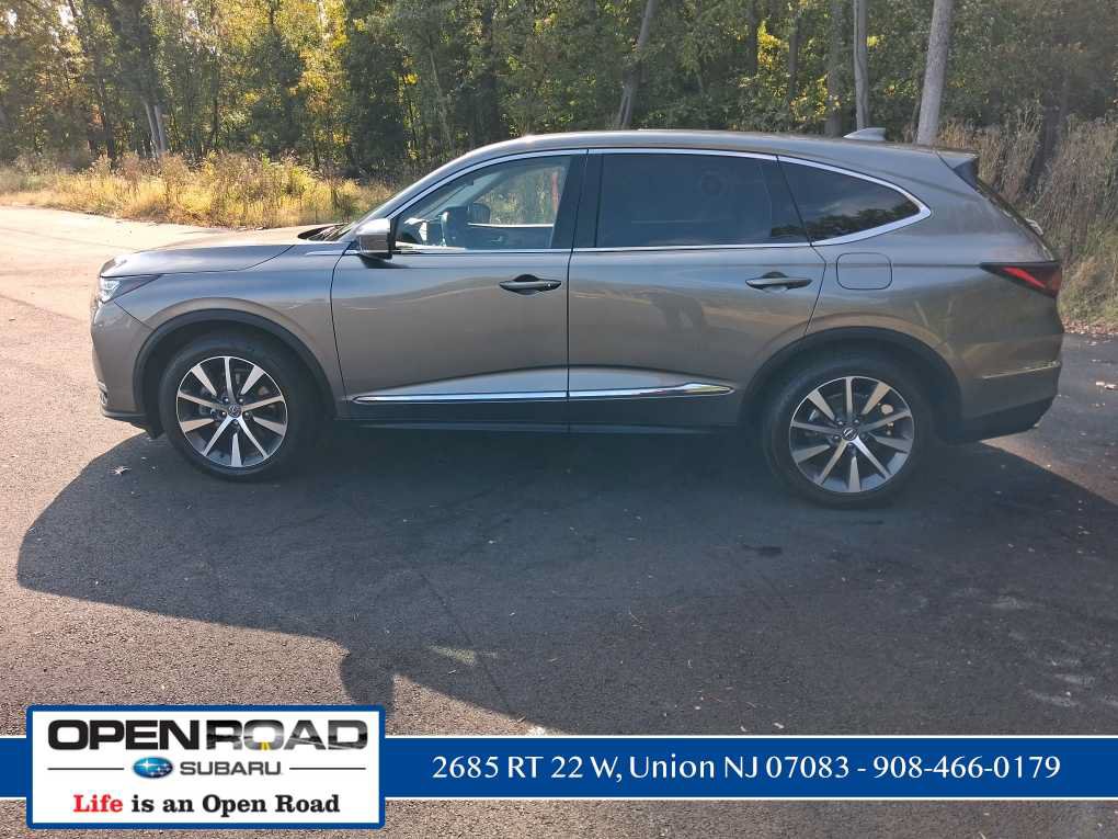 Used 2025 Acura MDX w/ Technology Package AWD/4WD image 6