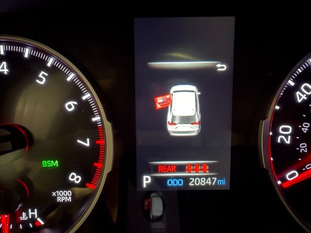 Used 2021 Toyota RAV4 XLE w/ Convenience Package AWD/4WD image 36