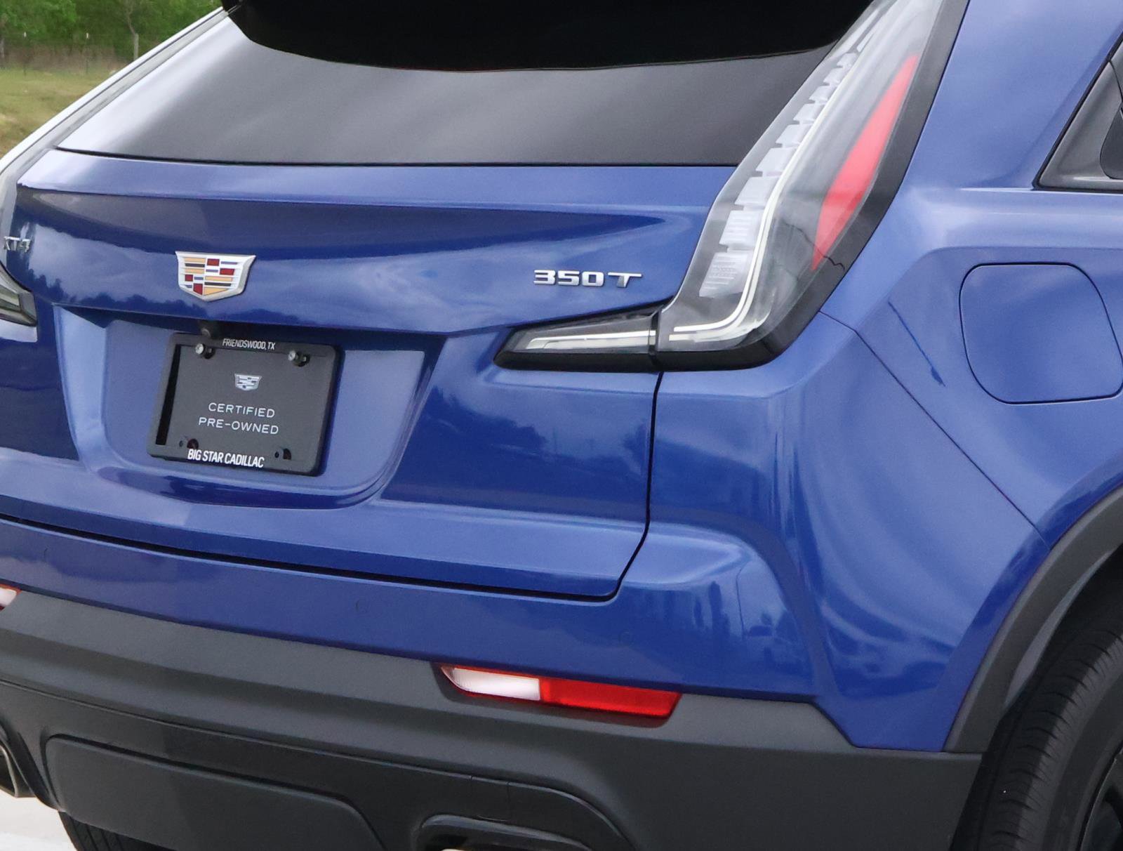 Certified 2023 Cadillac XT4 Sport FWD image 11
