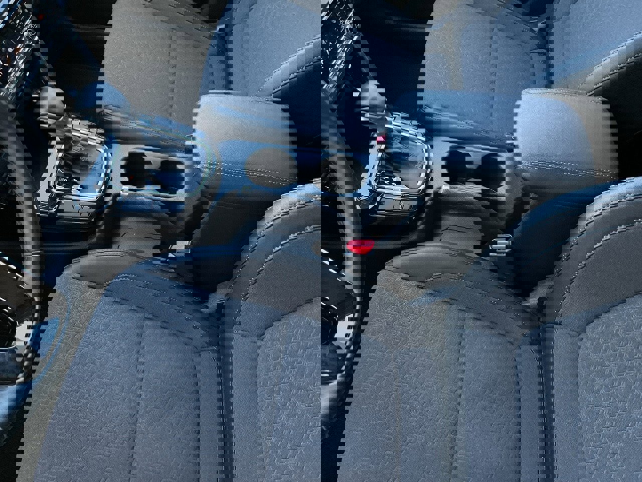 Used 2025 Kia Seltos S image 35