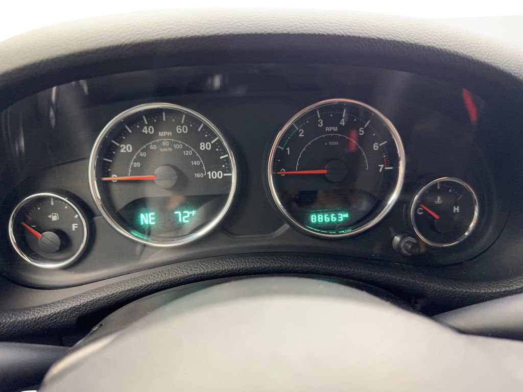 Used 2016 Jeep Wrangler Unlimited Sahara w/ Max Tow Package image 56