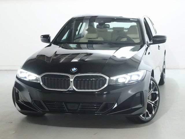 Used 2026 BMW 330i xDrive Sedan w/ Premium Package AWD/4WD image 3