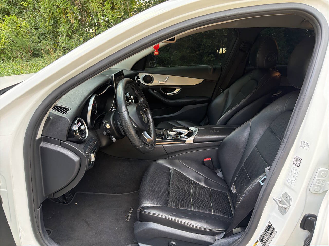 Used 2015 Mercedes-Benz C 300 Sedan image 16