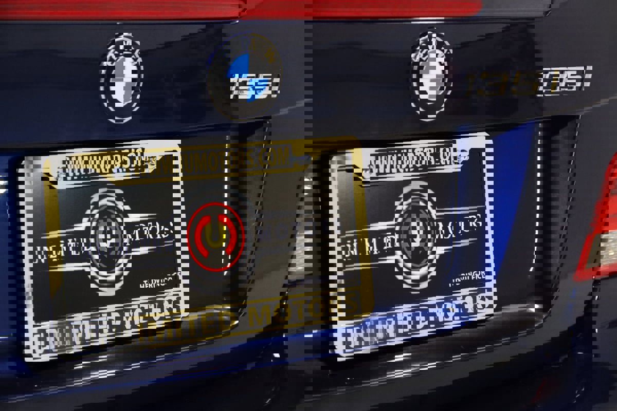 Used 2012 BMW 135i Convertible image 12