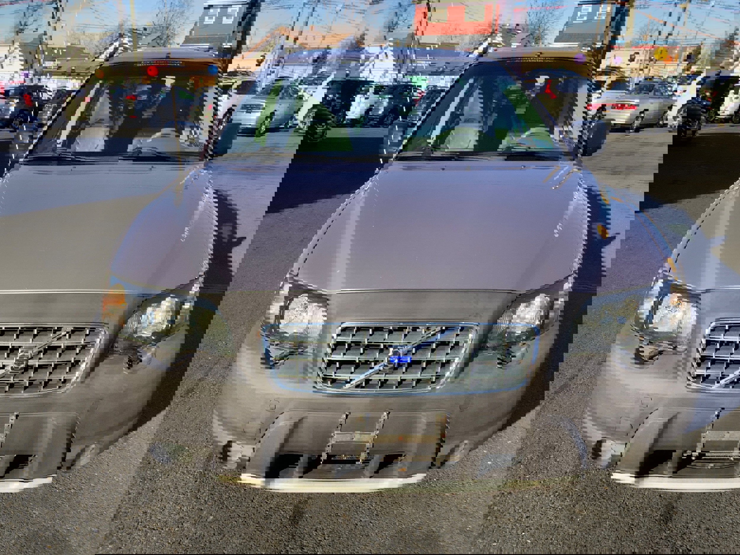 Used 2004 Volvo XC70 image 2