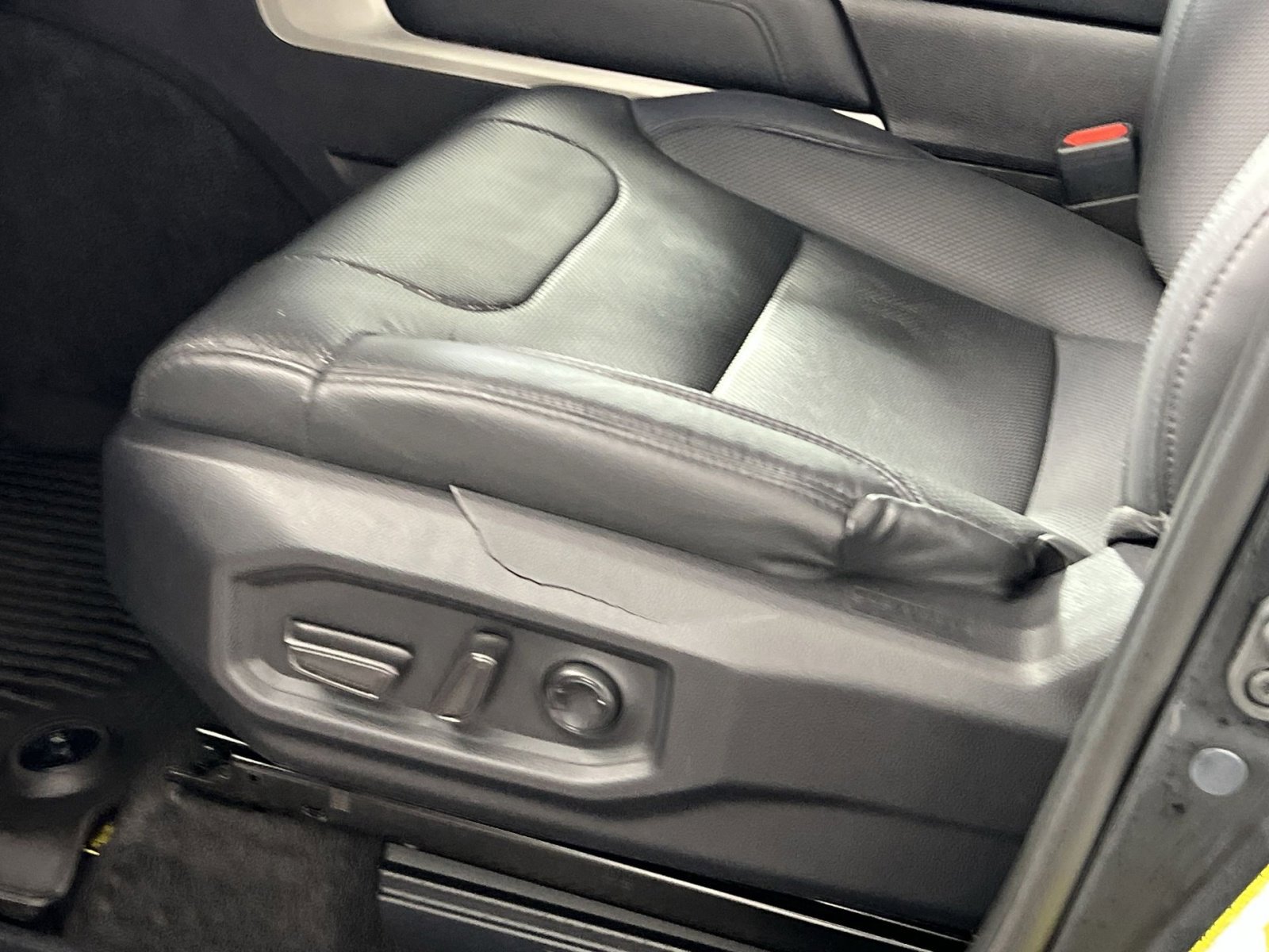 Used 2024 Toyota Tundra Limited image 14