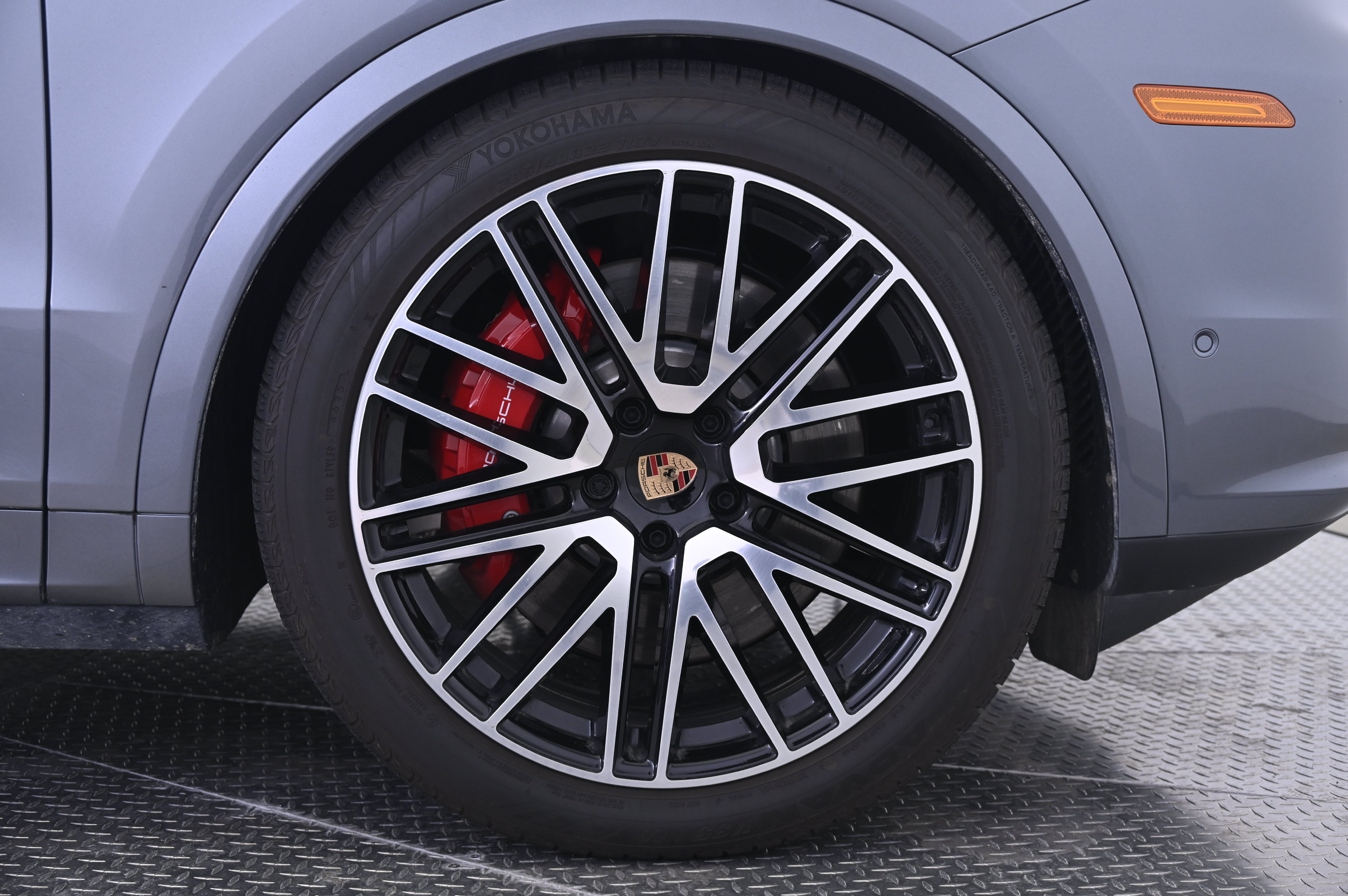 Certified 2026 Porsche Cayenne S AWD/4WD image 14