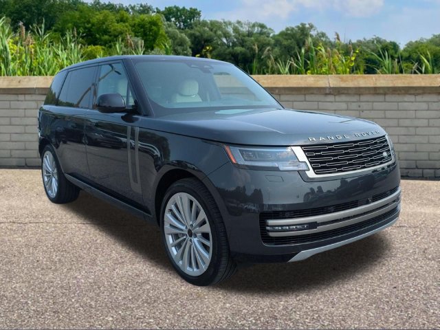 New 2026 Land Rover Range Rover Long Wheelbase SE AWD/4WD image 3