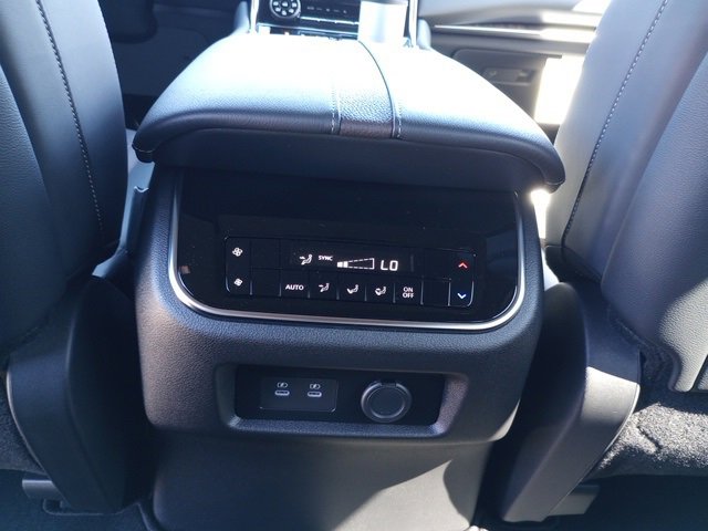 New 2026 Nissan Armada SL w/ Convenience Package image 13