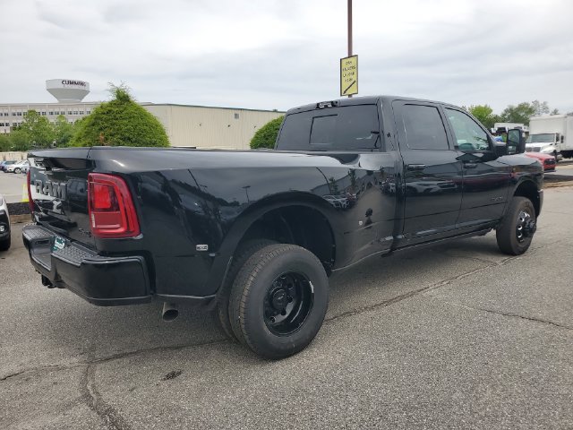 New 2026 RAM 3500 Laramie AWD/4WD image 6