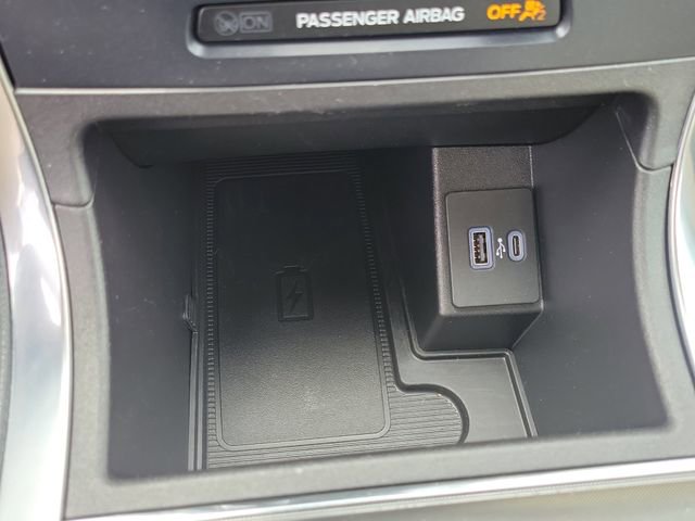 Certified 2023 Ford Edge Titanium AWD/4WD image 24