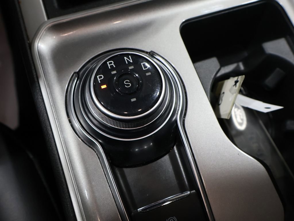 Used 2024 Ford Edge SEL image 30