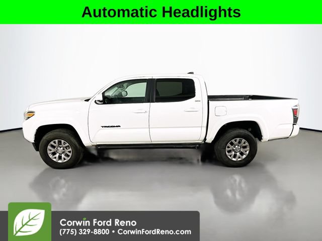 Used 2017 Toyota Tacoma SR5 w/ Tow Package AWD/4WD image 4