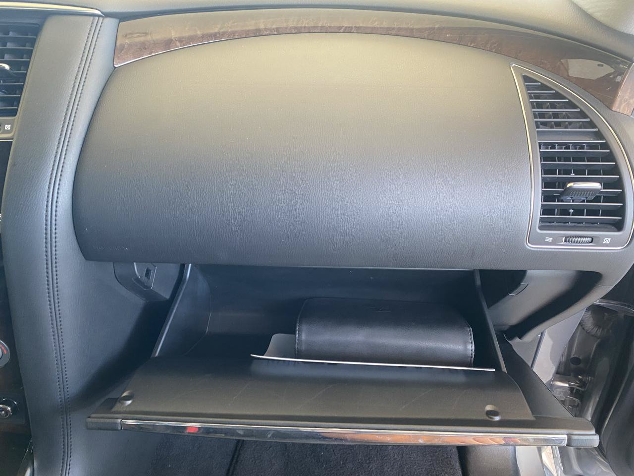 Used 2013 INFINITI QX56 4WD w/ Deluxe Touring Pkg image 36