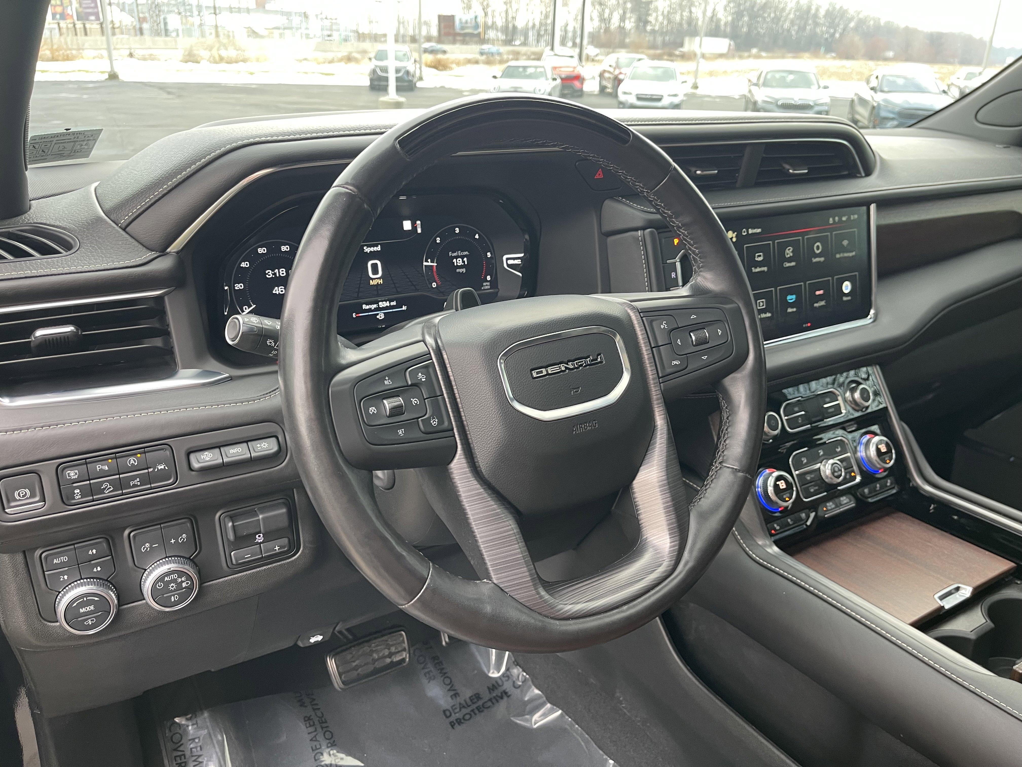 Used 2023 GMC Yukon Denali Ultimate image 20