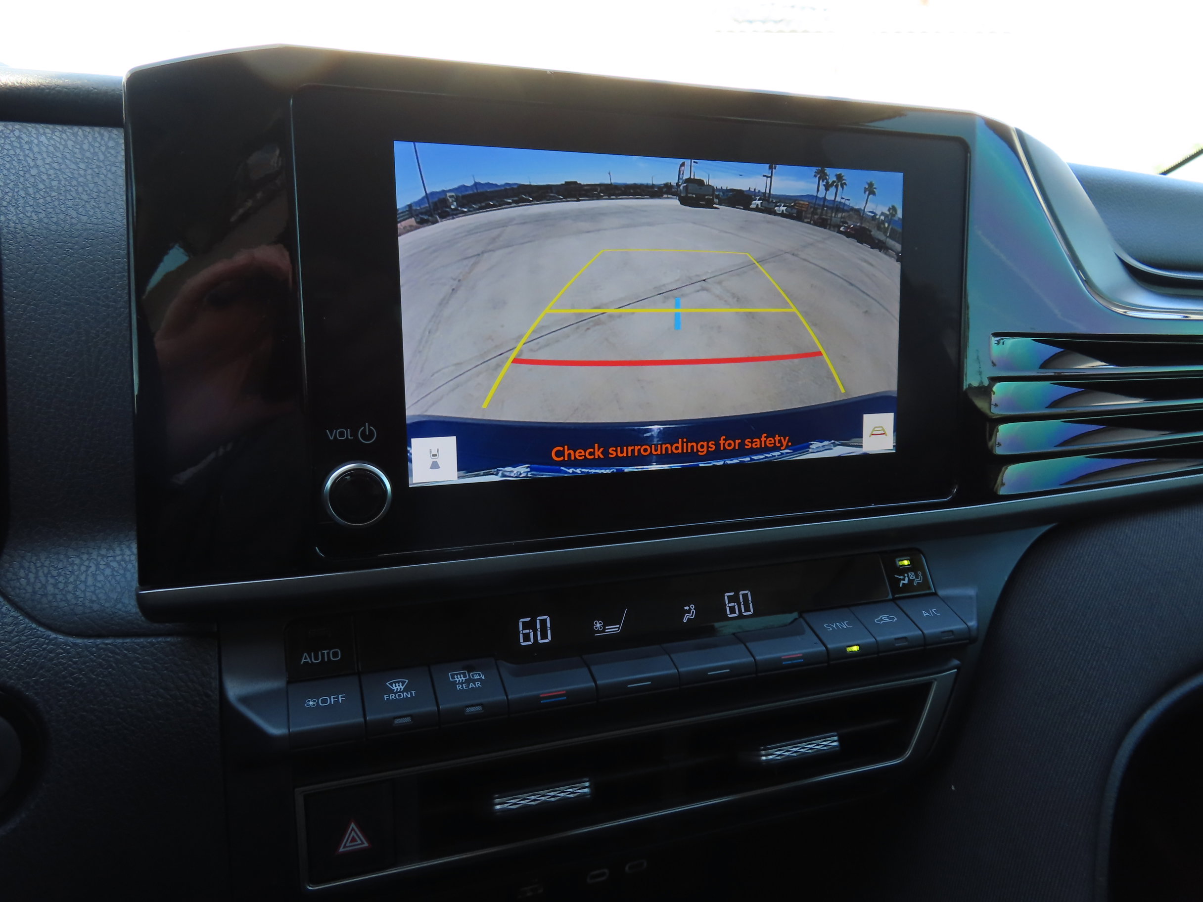 Used 2025 Toyota Camry LE FWD image 27